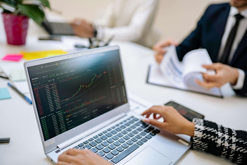 Why You Should Talk To A Broker Before Sticking With Your Current Health Plan